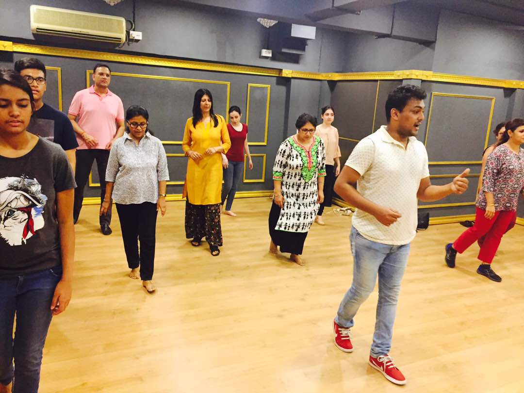 Dance Classes at New Alipore Salsa